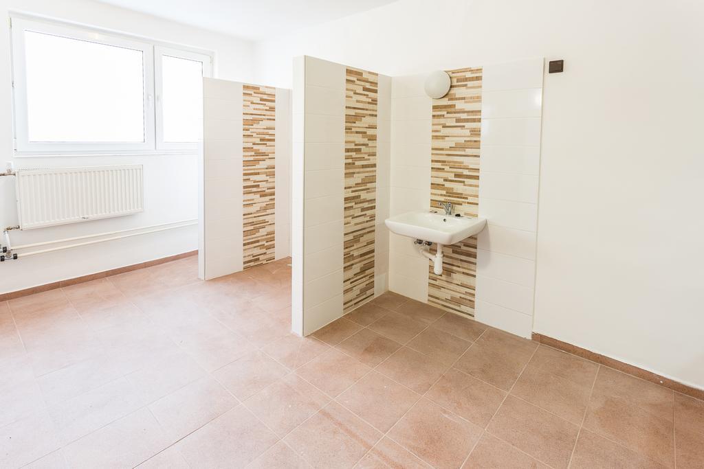 Garni Hotel Anne-Mary Piest'any Exterior foto